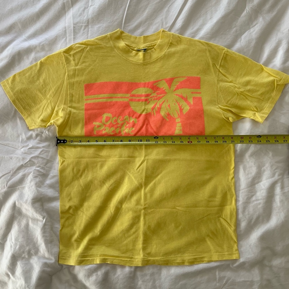 Ocean Pacific T-Shirt Large Yellow with Orange Bubble Print